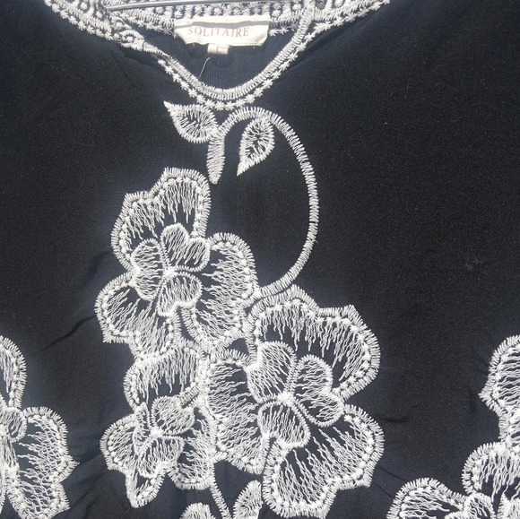 Anthropologie Black and Cream Floral Blouse - Picture 9 of 10